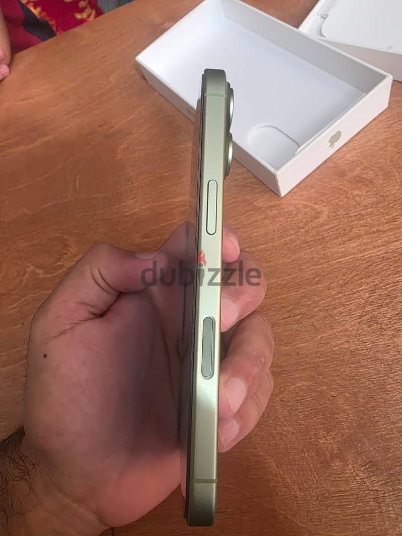 iPhone 17 3