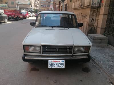 لادا روسي مرور القوات المسلحة