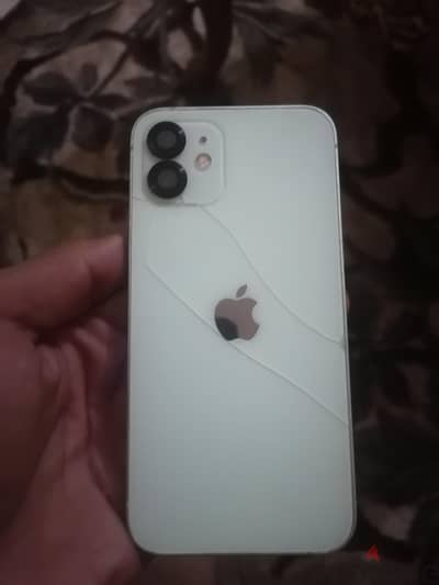 آبل - آيفون 12 بيع أو بدل بجهاز أقل