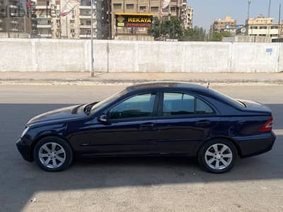 مرسيدس بنز سي 180 2003