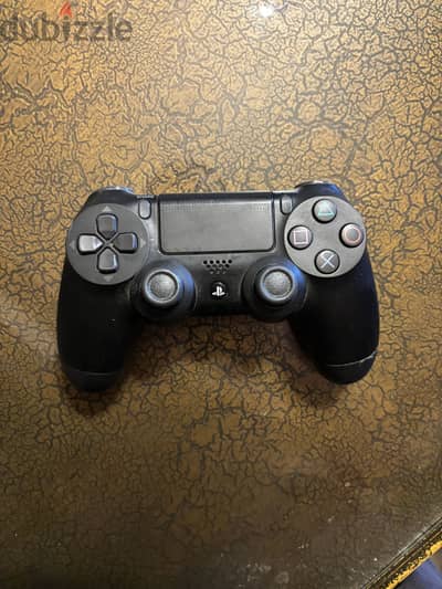 PlayStation 4 controller