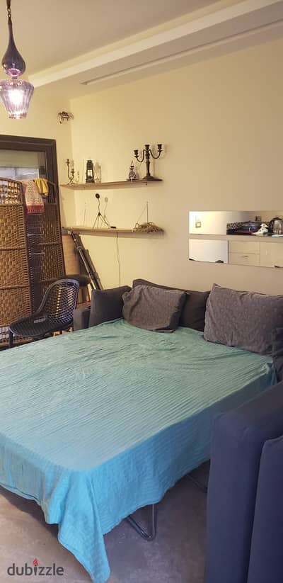 fully furnished studio courtyard beverly hills