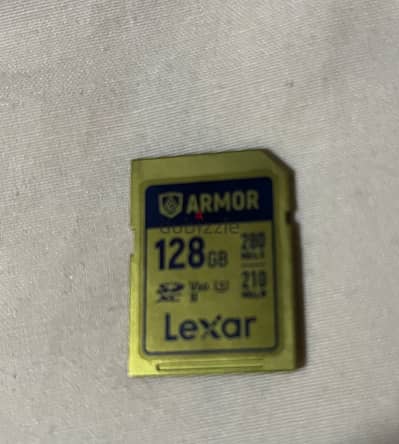 Lexar 128GB Armor Gold UHS-II SDXC Memory Card