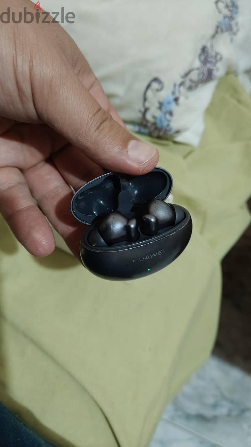 Huawei ear buds 4i 2