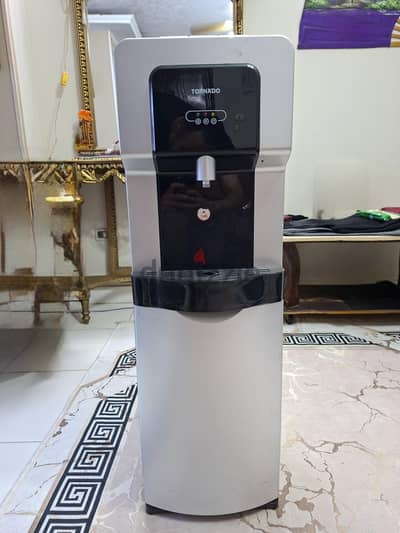 TORNADO Water Dispenser