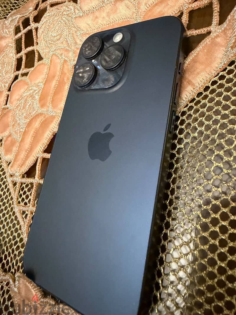 Apple - iPhone 15 Pro 1