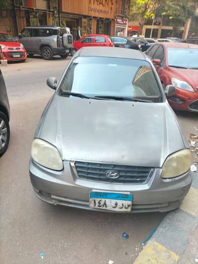 Hyundai Verna 2012