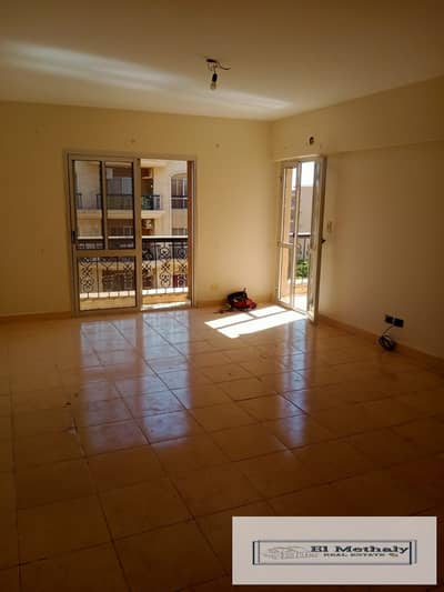 Freehold apartment for sale in Al Rehab City, New Cairo, next to the Eastern Market and amenities.