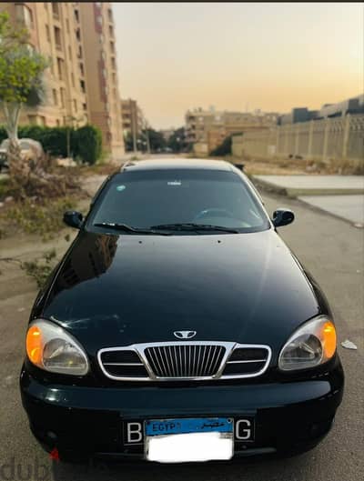 محتاج عربيه دايو جوليت في حدود القاهره