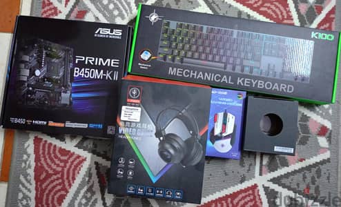 تجميعه PC للبيع بجميع اكسسواراته