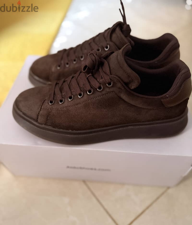 ALDO SHOES SIZE 42 11