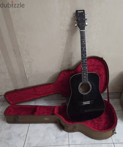 Suzuki acoustic guitar + hardcover case جيتار سوزوكي + شنطة هارد كفر