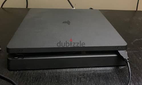 Playstation 4 Slim جديد تماماً