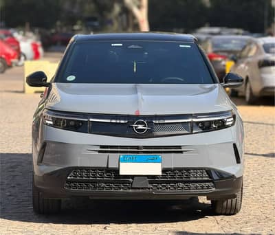 أوبل جراند لاند 2026 توب لاين بلس