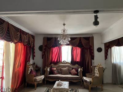 صالون كنبه   + ٢ باجير  + ترابيزة رخام