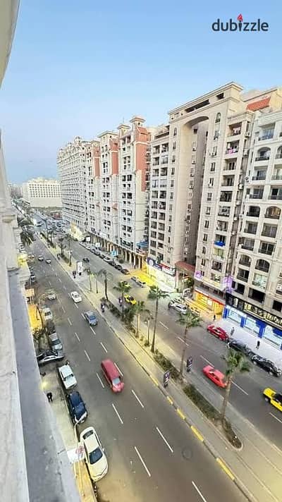 شقة 220 للإيجار السكني بالتكييفات و المطبخ  سموحة ش ألبرت الأول برج براند