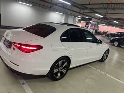 مرسيدس بنز سي 180 2022