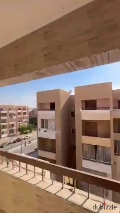 شقة للبيع بمدينة الشروق – المنطقة السادسة (المتميز)