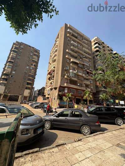 شقه فى مدينه نصر ترى مصطفى النحاس الرئيس عماره ناصيه