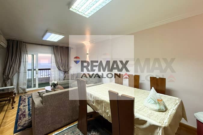 Apartment for sale in Sidi Gaber (directly on the beach)