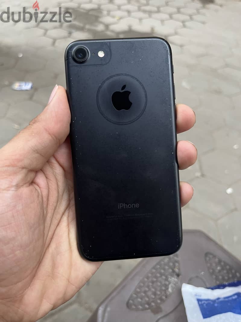 Apple - iPhone 7 2