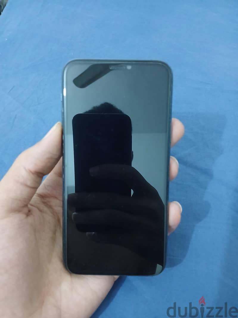 Apple - iPhone 11 Pro 3
