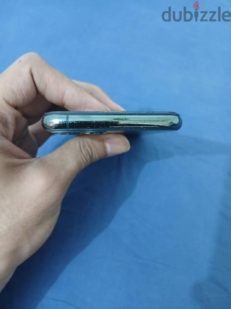 Apple - iPhone 11 Pro 7