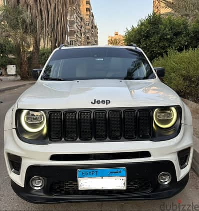 جيب رينجيد 2020  اعلي فئه 4X4 فابريكة بالكامل صيانات منتظمه