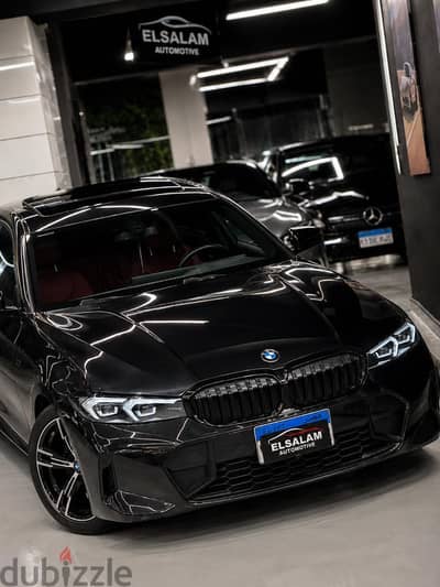 BMW 320i MSport 2024 black x red