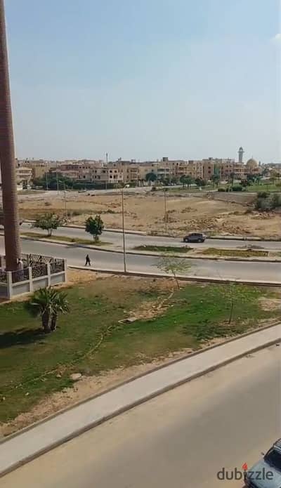 Ground Floor Apartment with Private Garden for Sale – Third District East, El Shorouk City