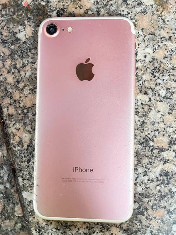 iPhone 7 (128) 3