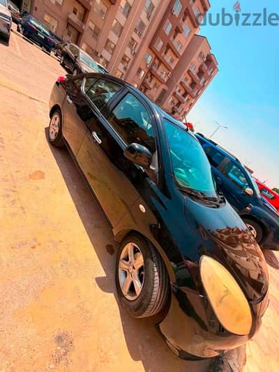 Nissan Sunny 2015