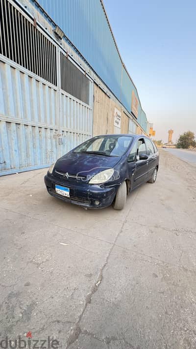 سيتروين سيتروين بيكاسو 2004 للبيع قليوب