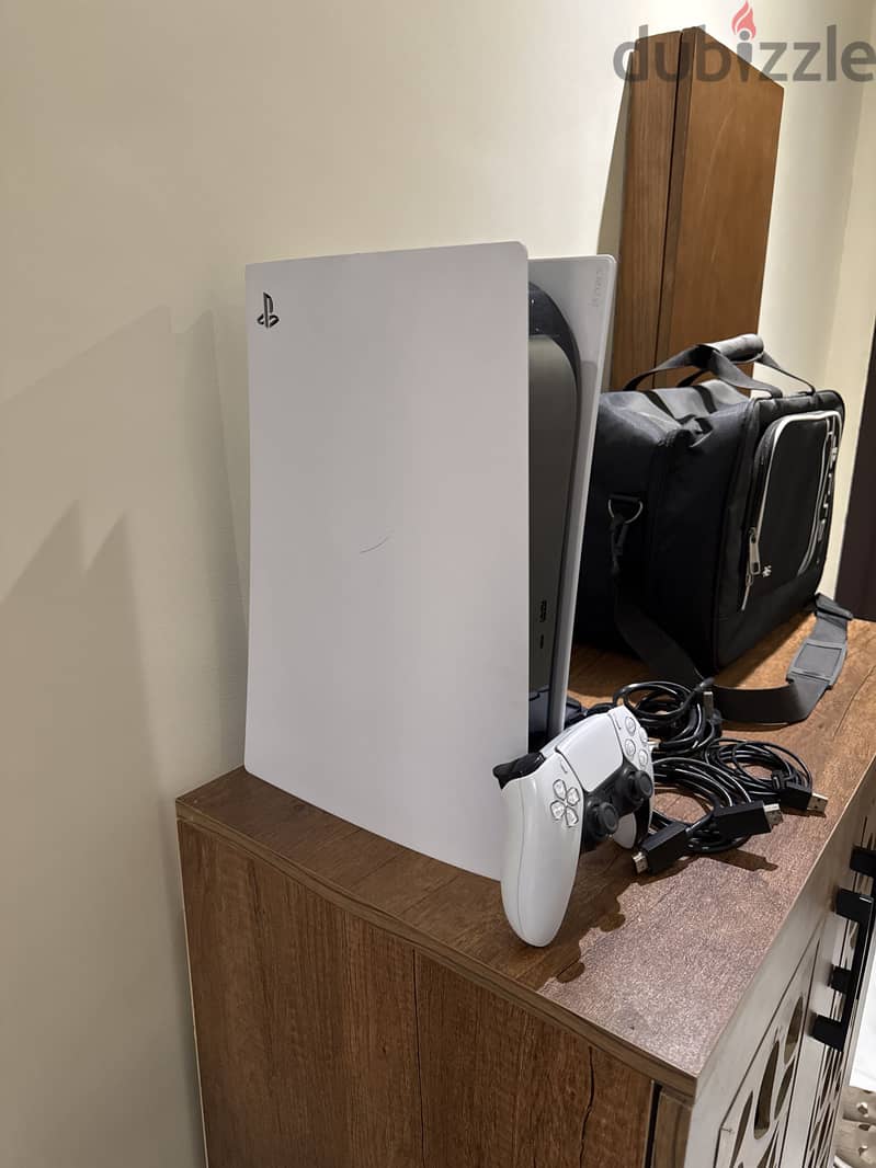 PS5 CD Version (One Joystick + 2 CDs) & PS5 Bag 2