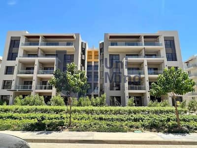 Apartment ready to move in new cairo next to el rehab city in creek town compound