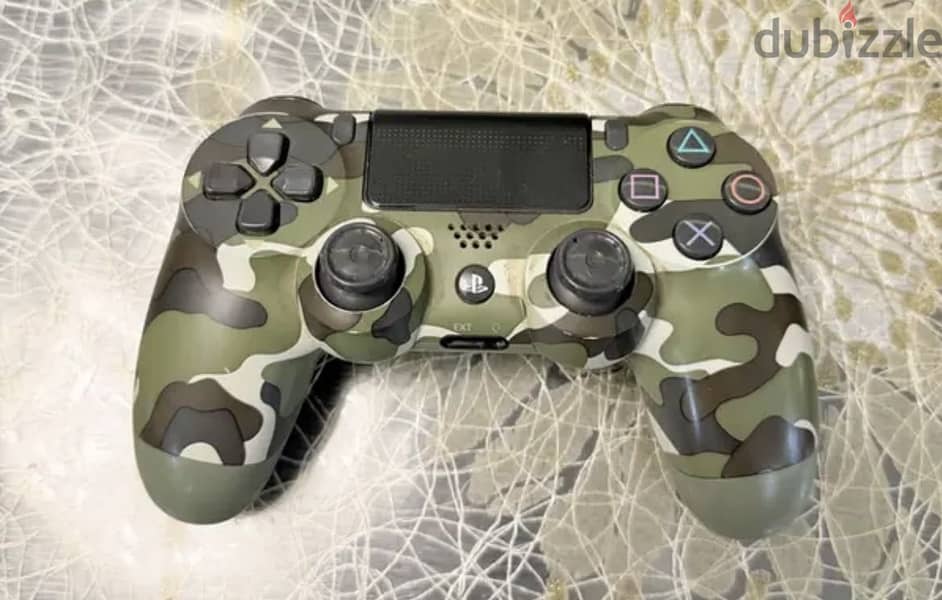 PS4 slim 1