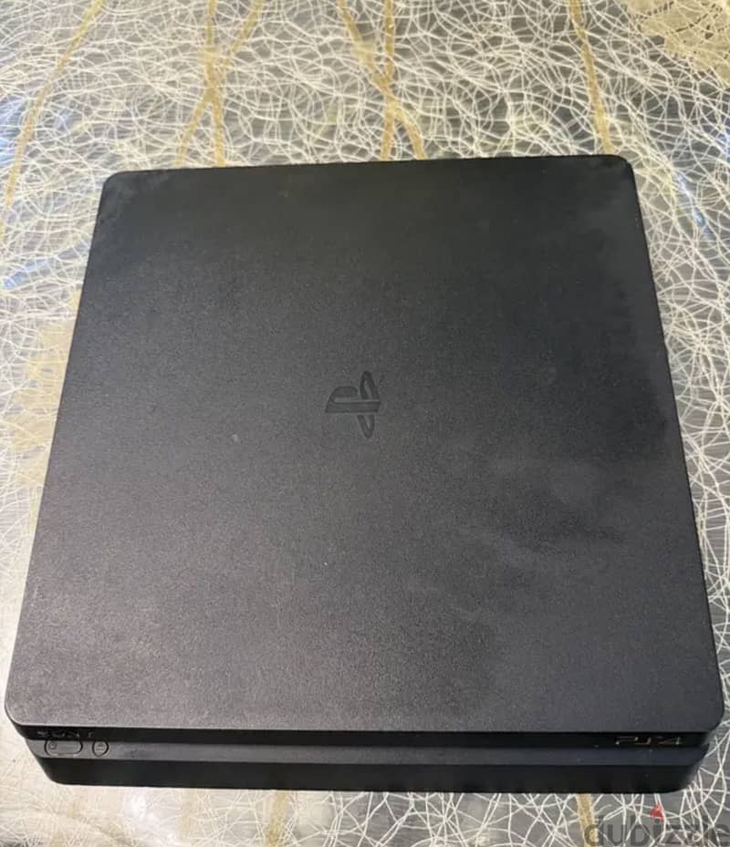 PS4 slim 2
