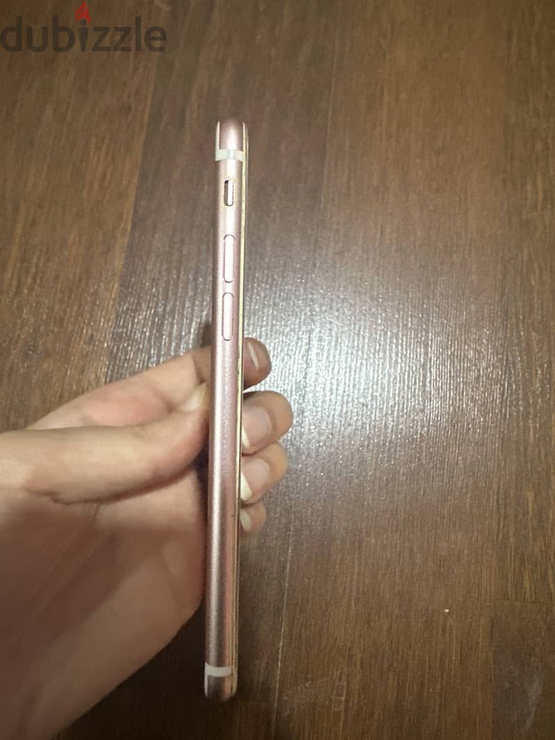 Apple - iPhone 7 3