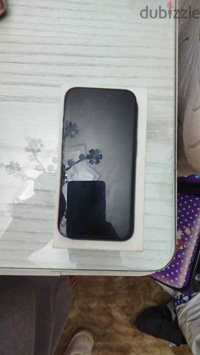 ايفون 15 بطاريه 90%