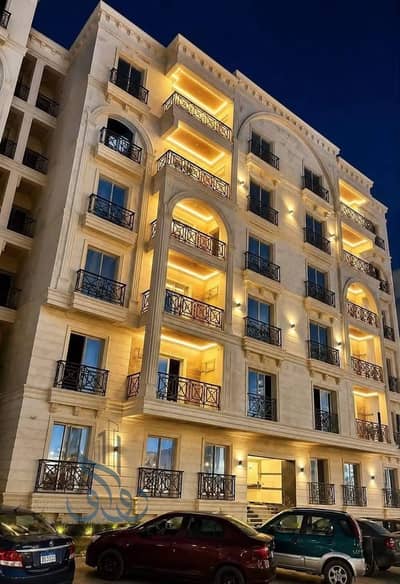 شقة استلام فوري ثلاث غرف 170م للبيع في Green City Compound – حدائق أكتوبر- جنب كنز كمباوند