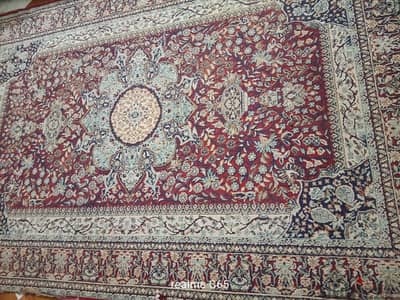سجادة كبيرة