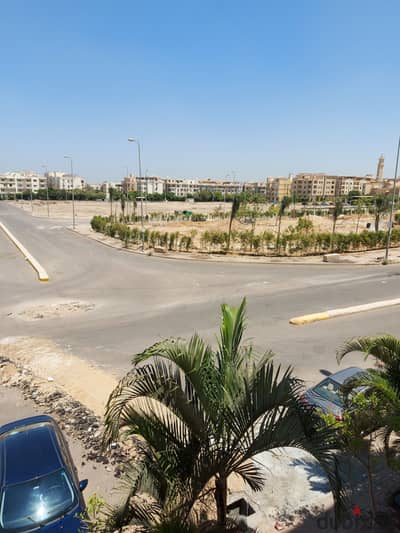 Apartment in the seventh neighborhood, area 170 meters