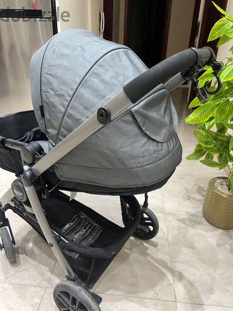 stroller in excellent condition 2