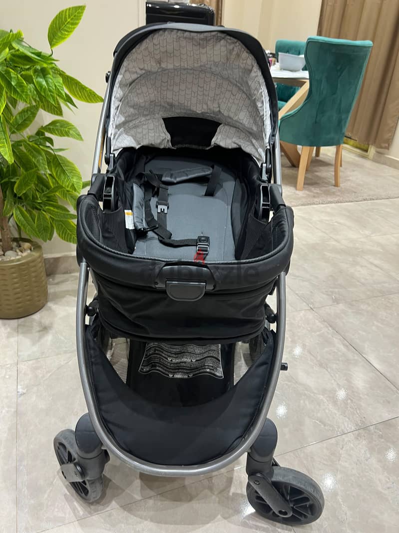 stroller in excellent condition 5