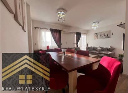 Furnished apartment three rooms and two bathrooms in the Bay 6 monthly or secondary contract