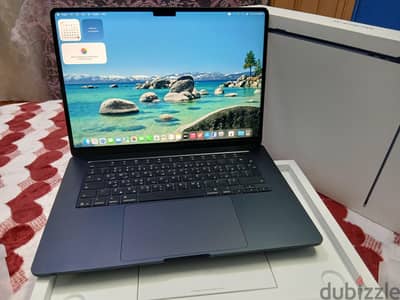 MacBook air m4 15 inch Open box