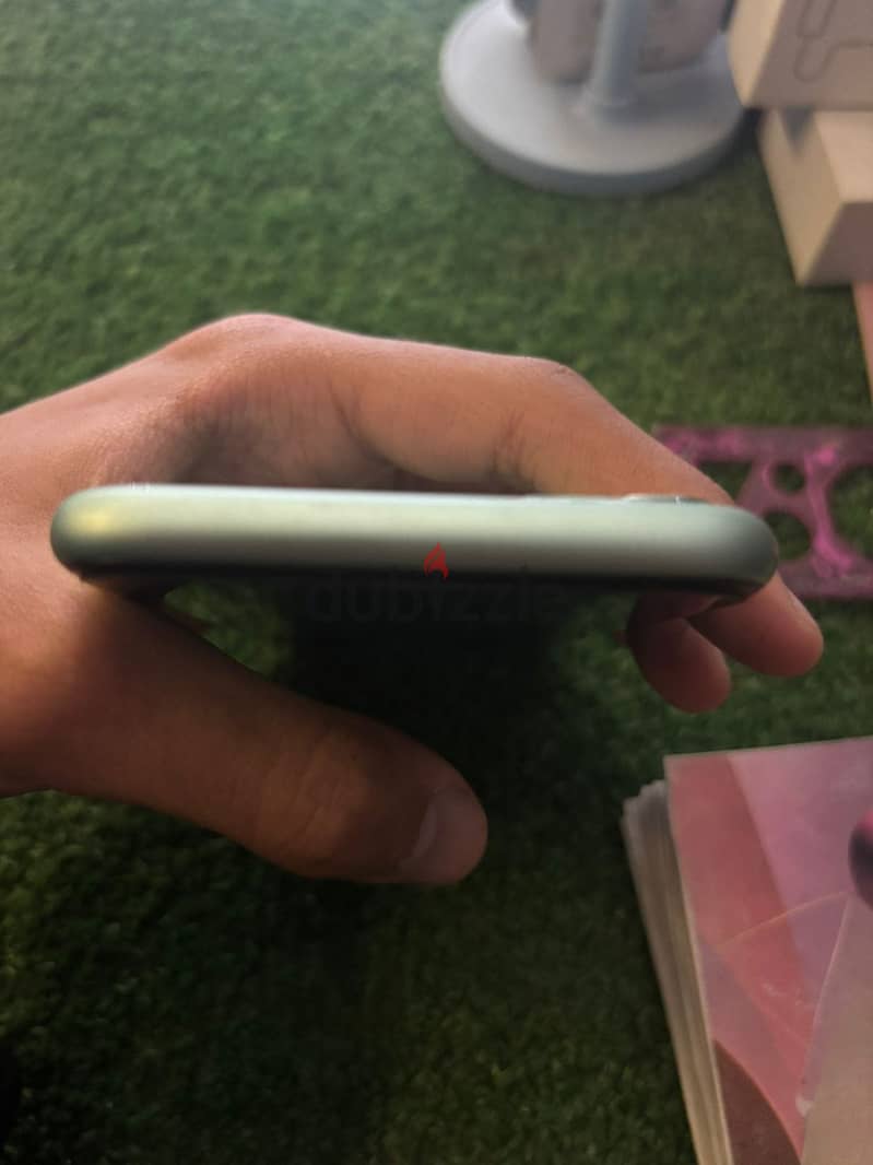 Apple - iPhone 11 1