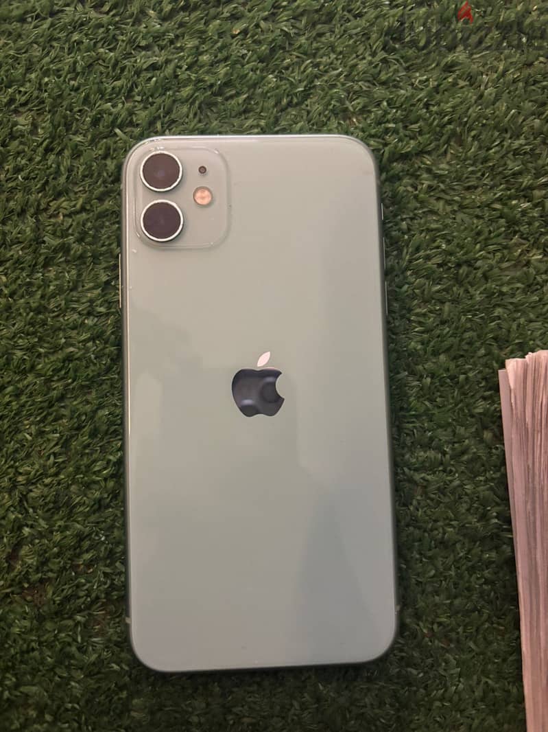 Apple - iPhone 11 2