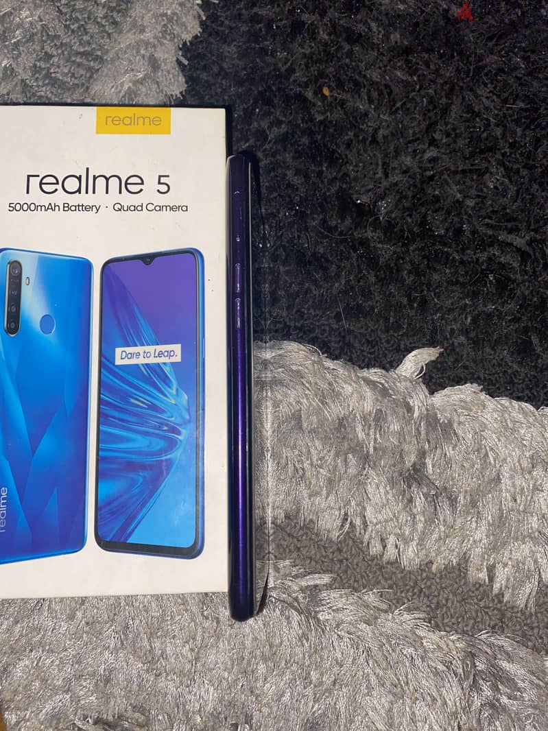 Realme 5 4