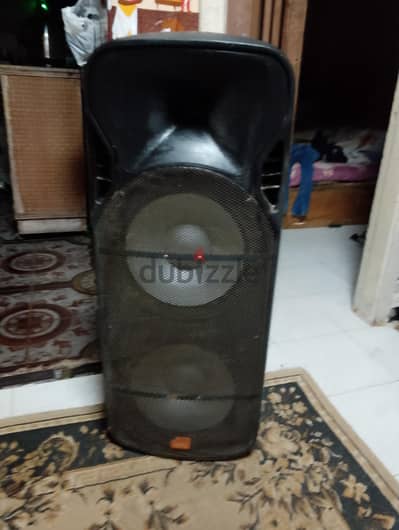 JBL party box
